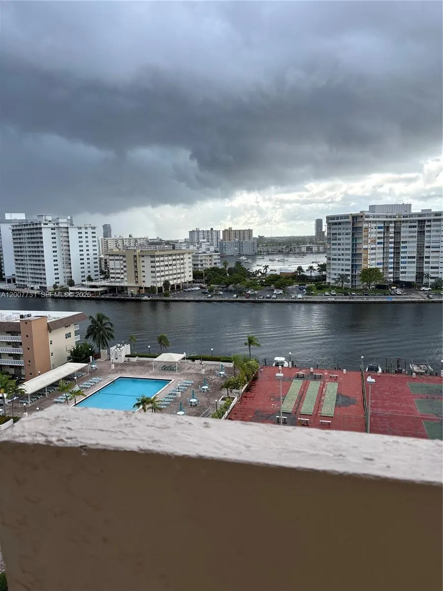 1865 S Ocean Dr # 4L, Hallandale Beach FL 33009