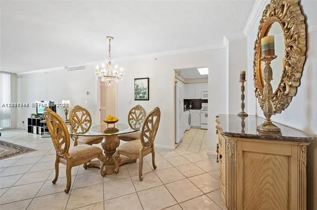 2501 S Ocean Dr # 402, Hollywood FL 33019