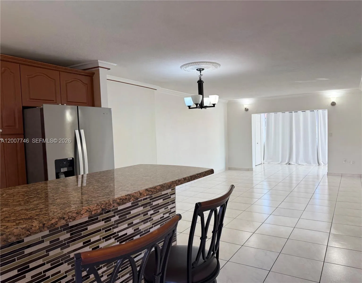 1850 W 56th St # 2404, Hialeah FL 33012