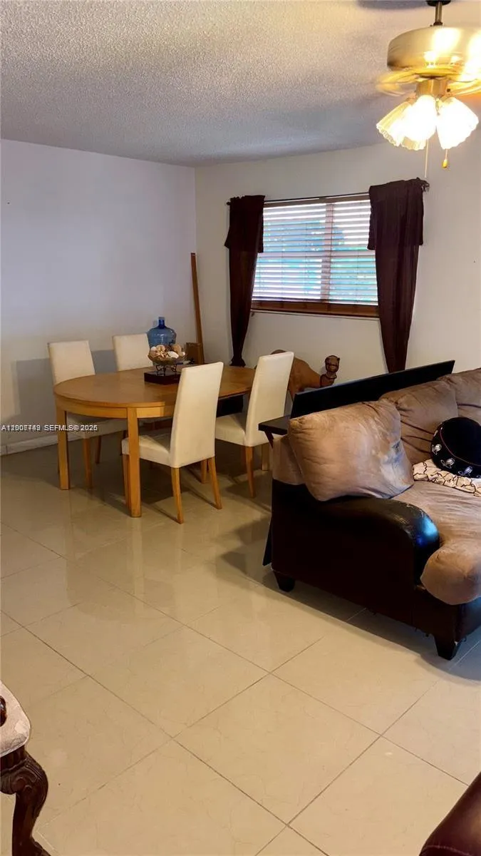 3120 N Pine Island Rd # 307, Sunrise FL 33351