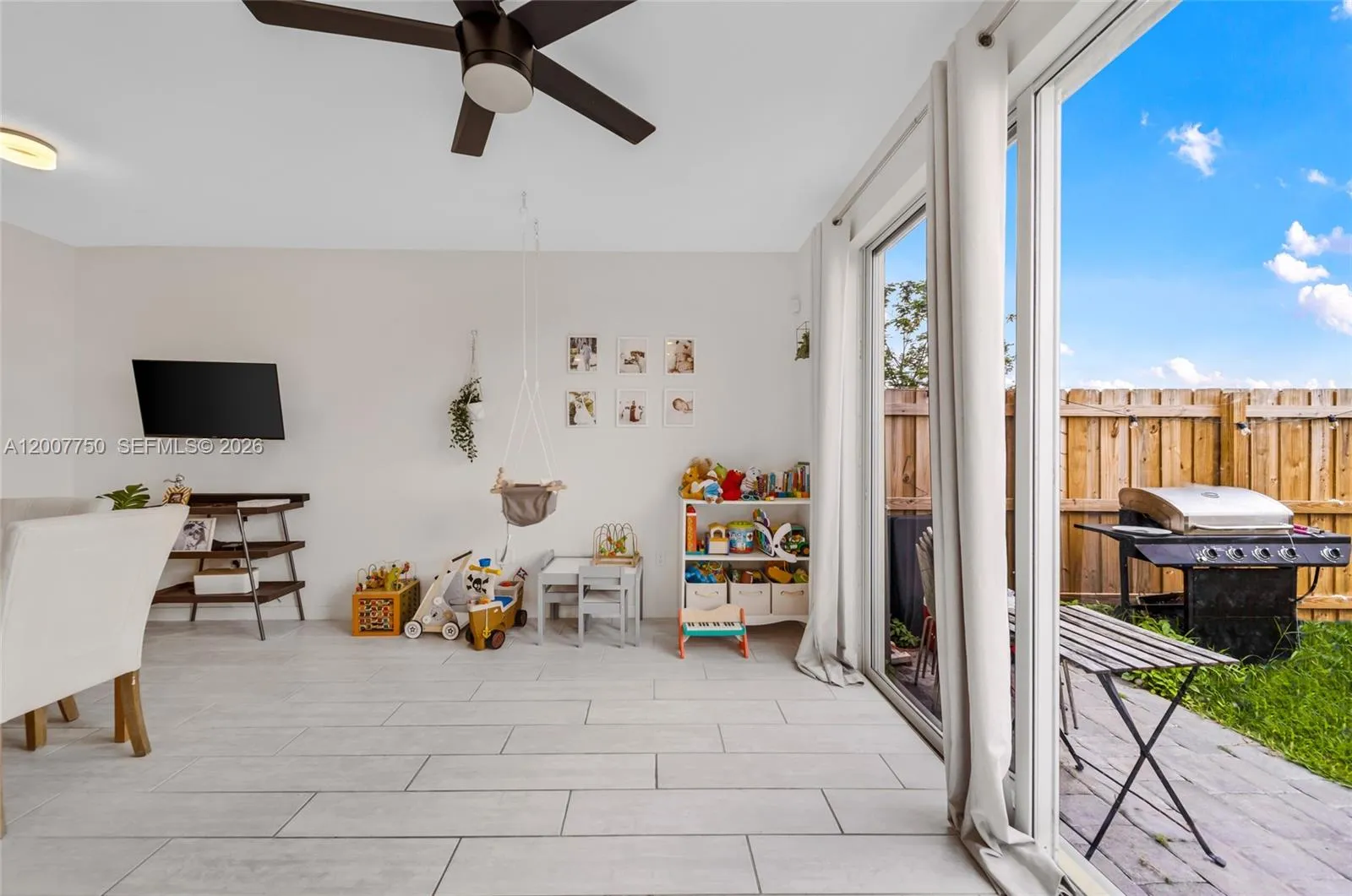 1158 SE 23rd Ave # 1158, Homestead FL 33035