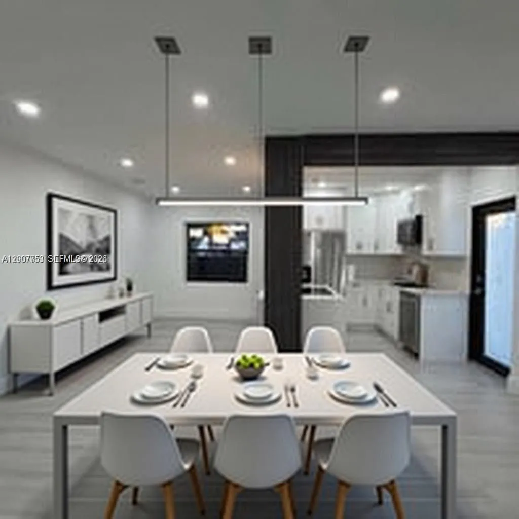 854 NW 76th St, Miami FL 33150