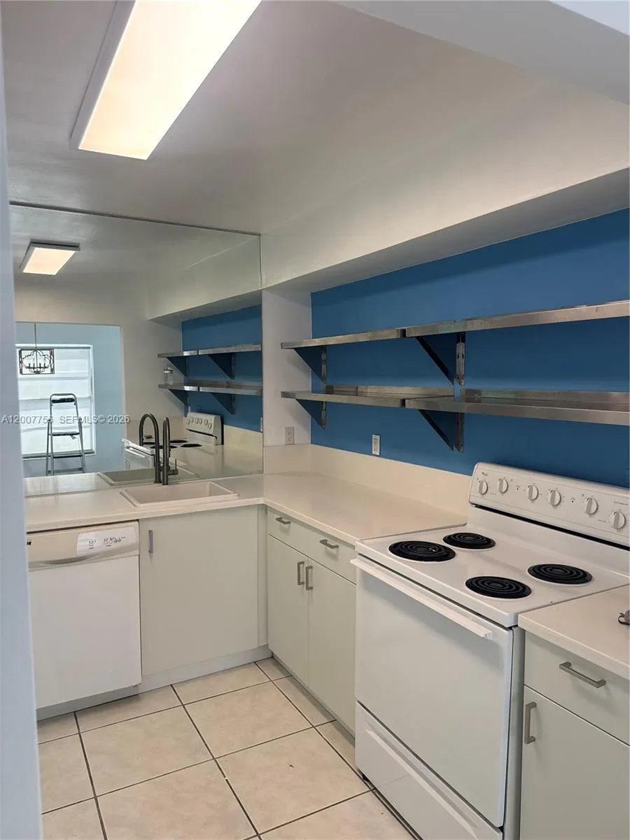 1441 Lincoln Rd # 306, Miami Beach FL 33139