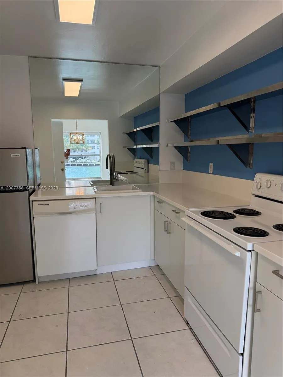 1441 Lincoln Rd # 306, Miami Beach FL 33139