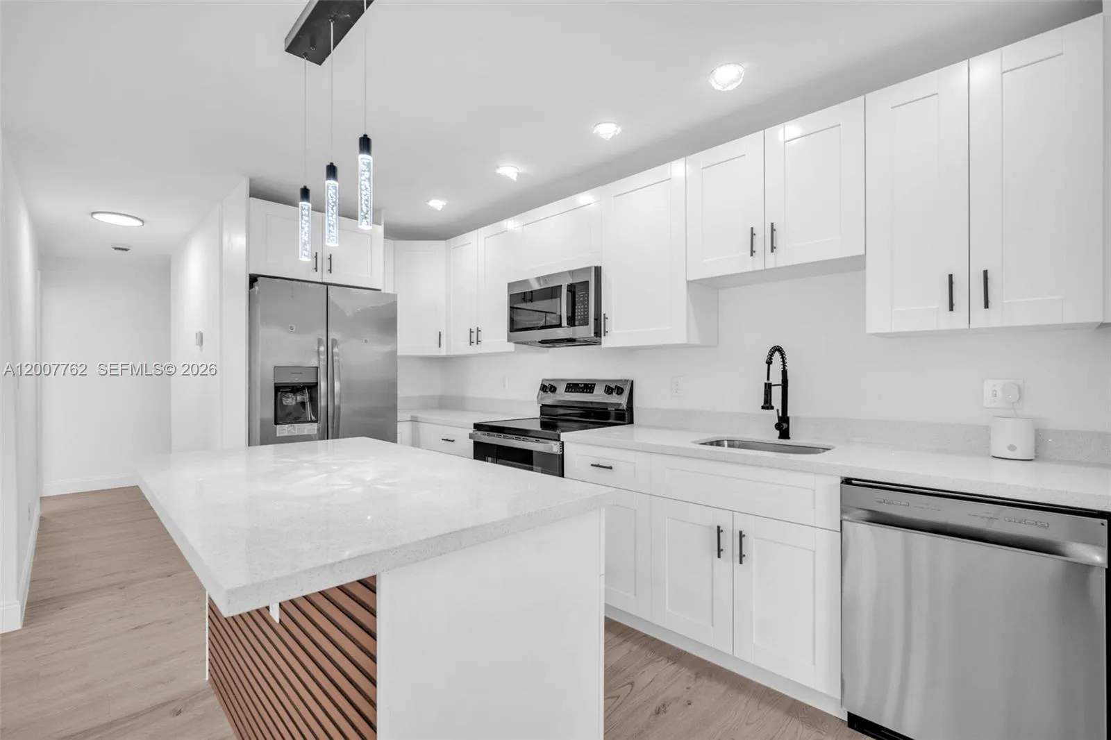 2572 NW 20th St, Fort Lauderdale FL 33311