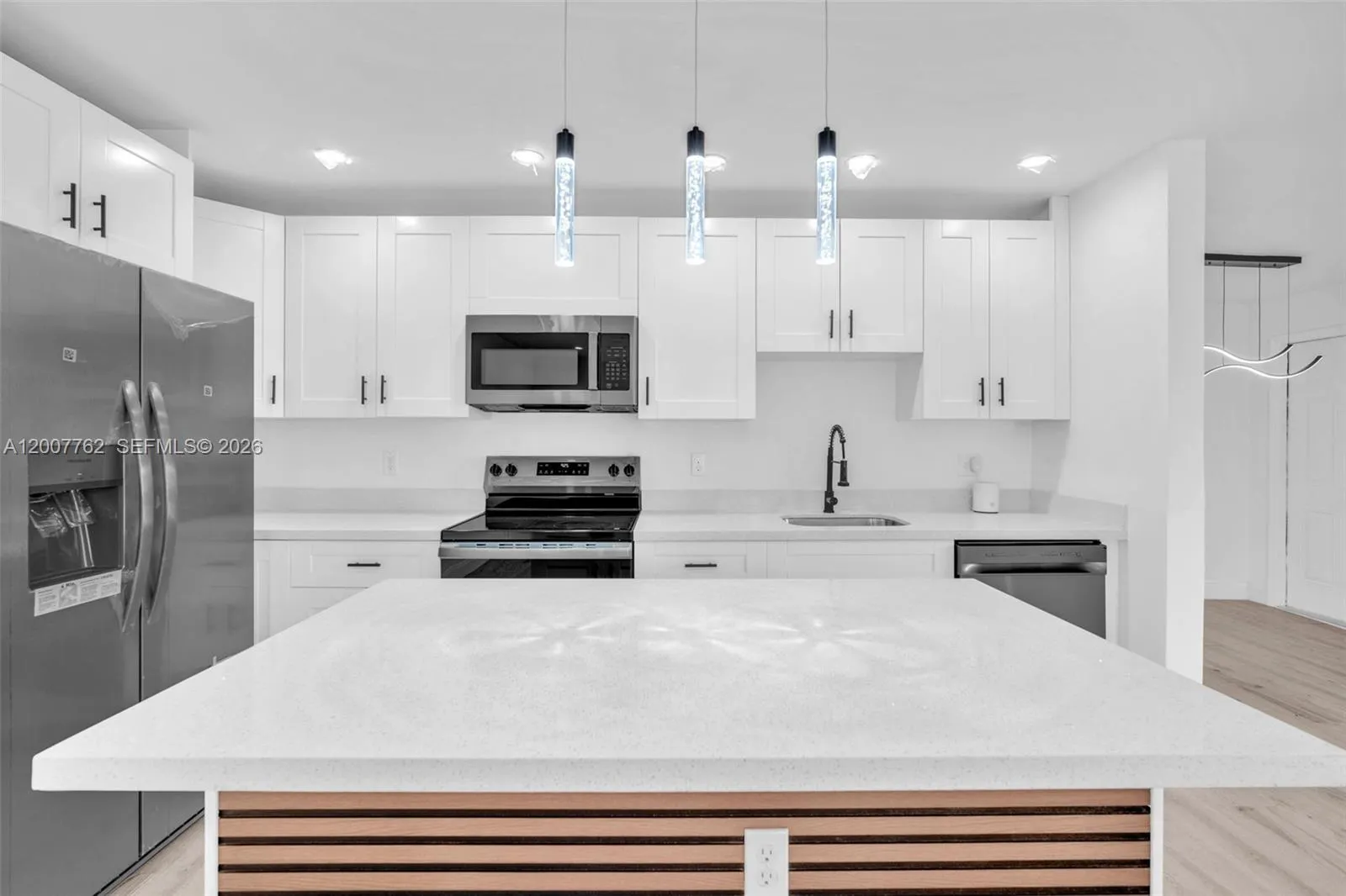 2572 NW 20th St, Fort Lauderdale FL 33311