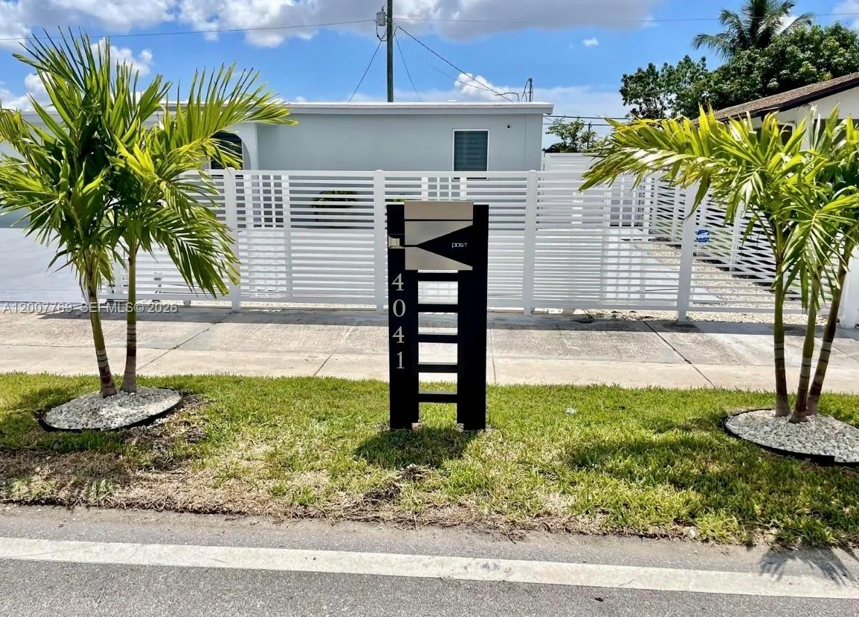 4041 SW 117th Ave, Miami FL 33175