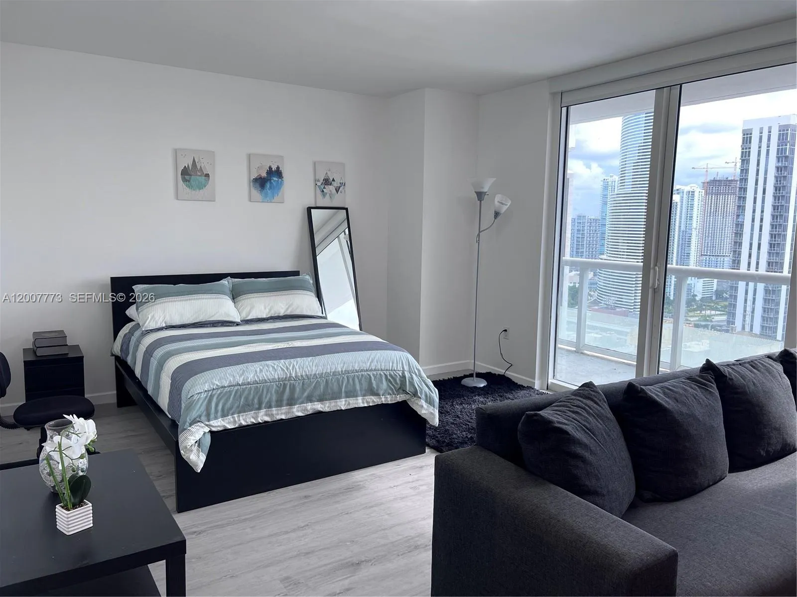 50 Biscayne Blvd # 3209, Miami FL 33132