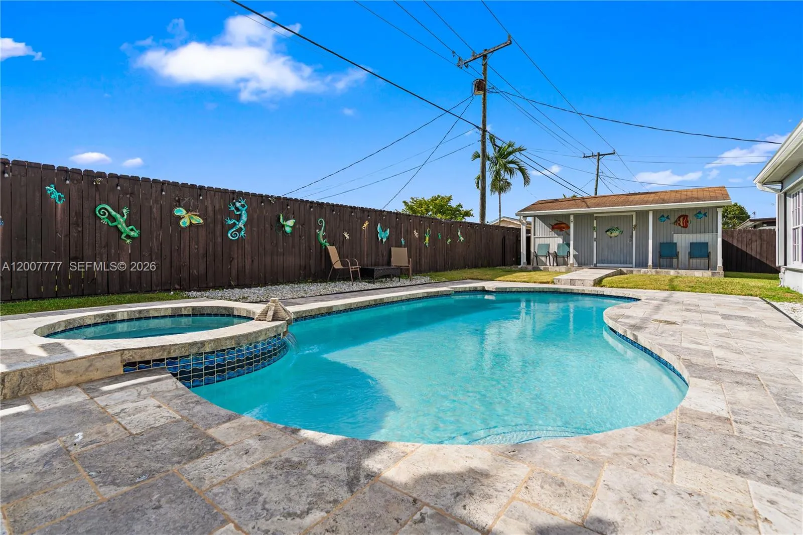 9500 Caribbean Blvd, Cutler Bay FL 33189