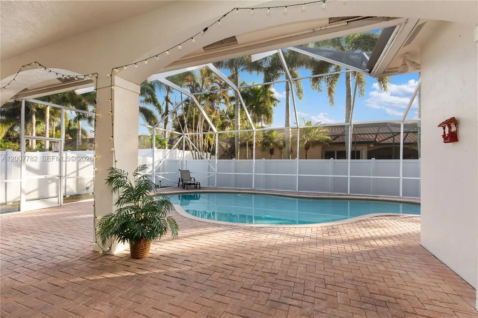 15966 SW 3rd St, Pembroke Pines FL 33027