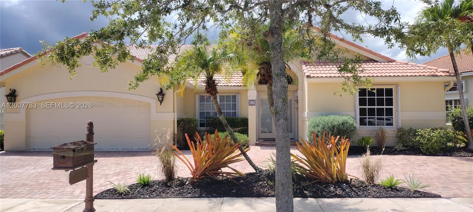 659 Verona Pl # 659, Weston FL 33326