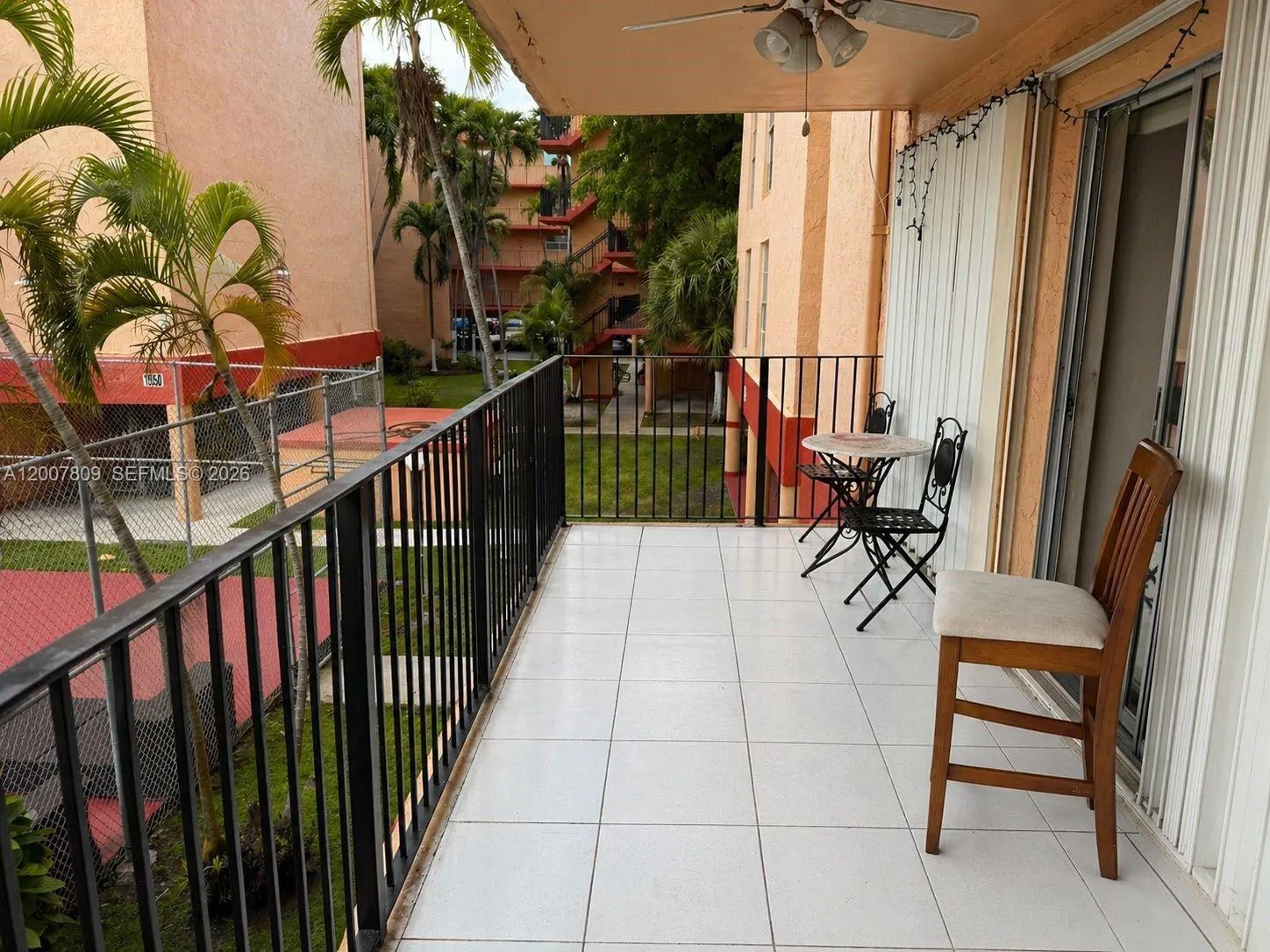 1910 W 56th St # 3121B, Hialeah FL 33012