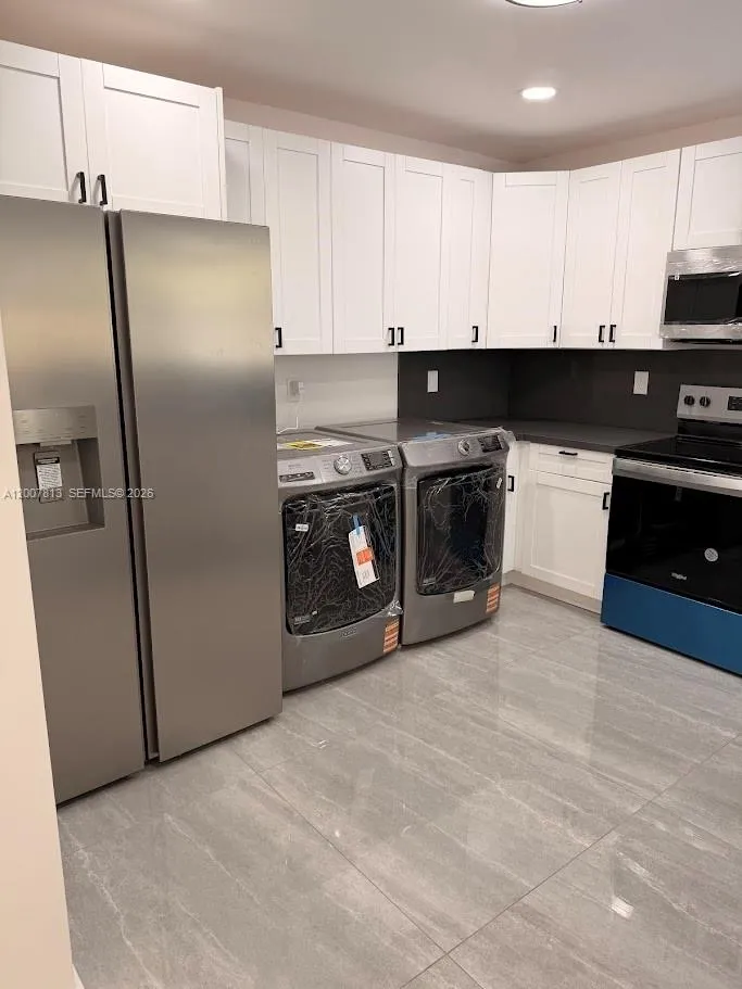 809 NW 12th Ave, Fort Lauderdale FL 33311