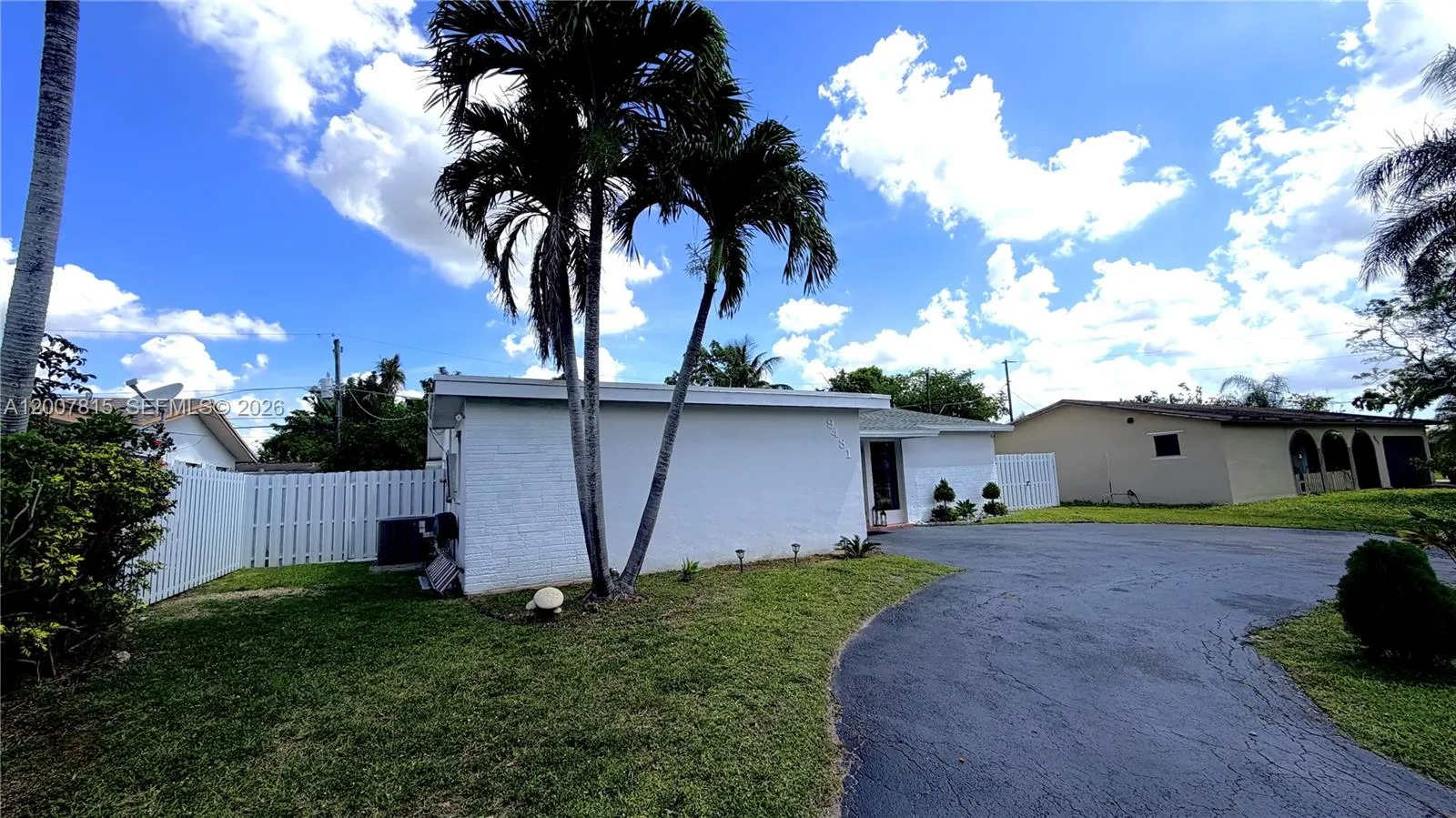 9431 NW NW 24th St, Sunrise FL 33322