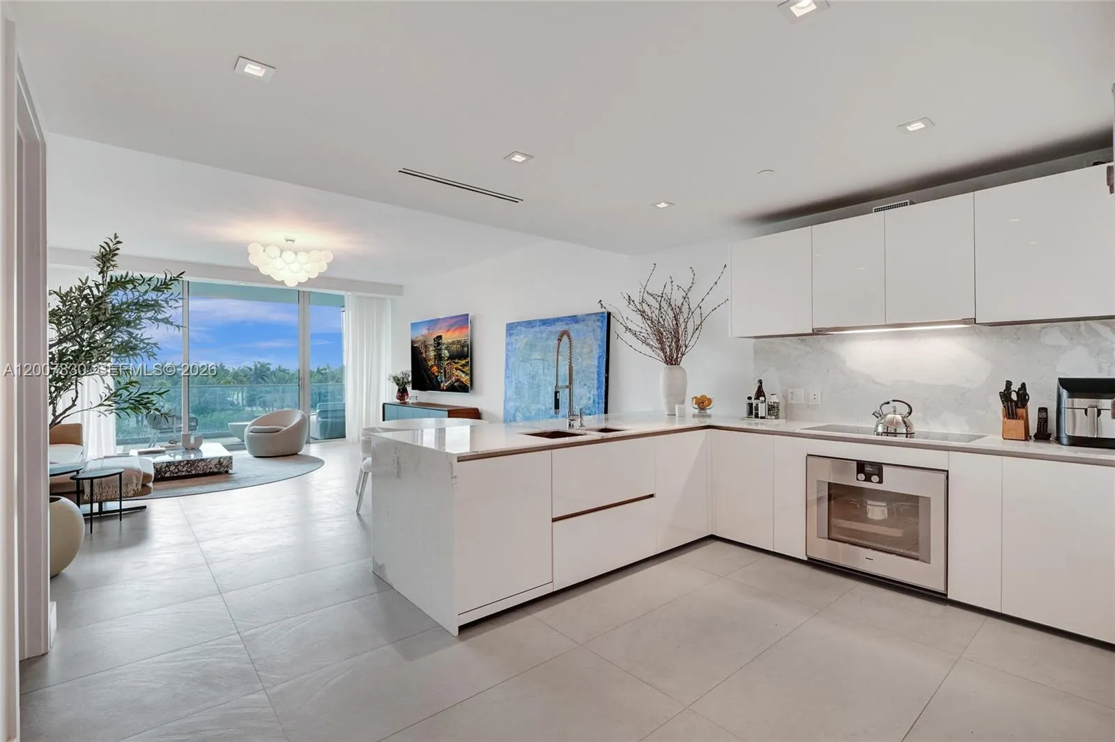 10201 Collins Ave # 404, Bal Harbour FL 33154