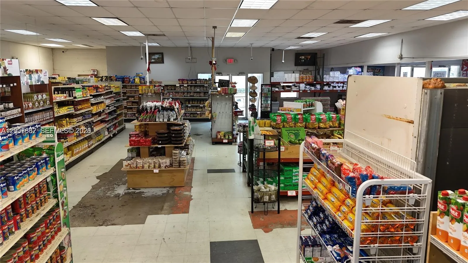 1574 W 39 Place, Hialeah FL 33012