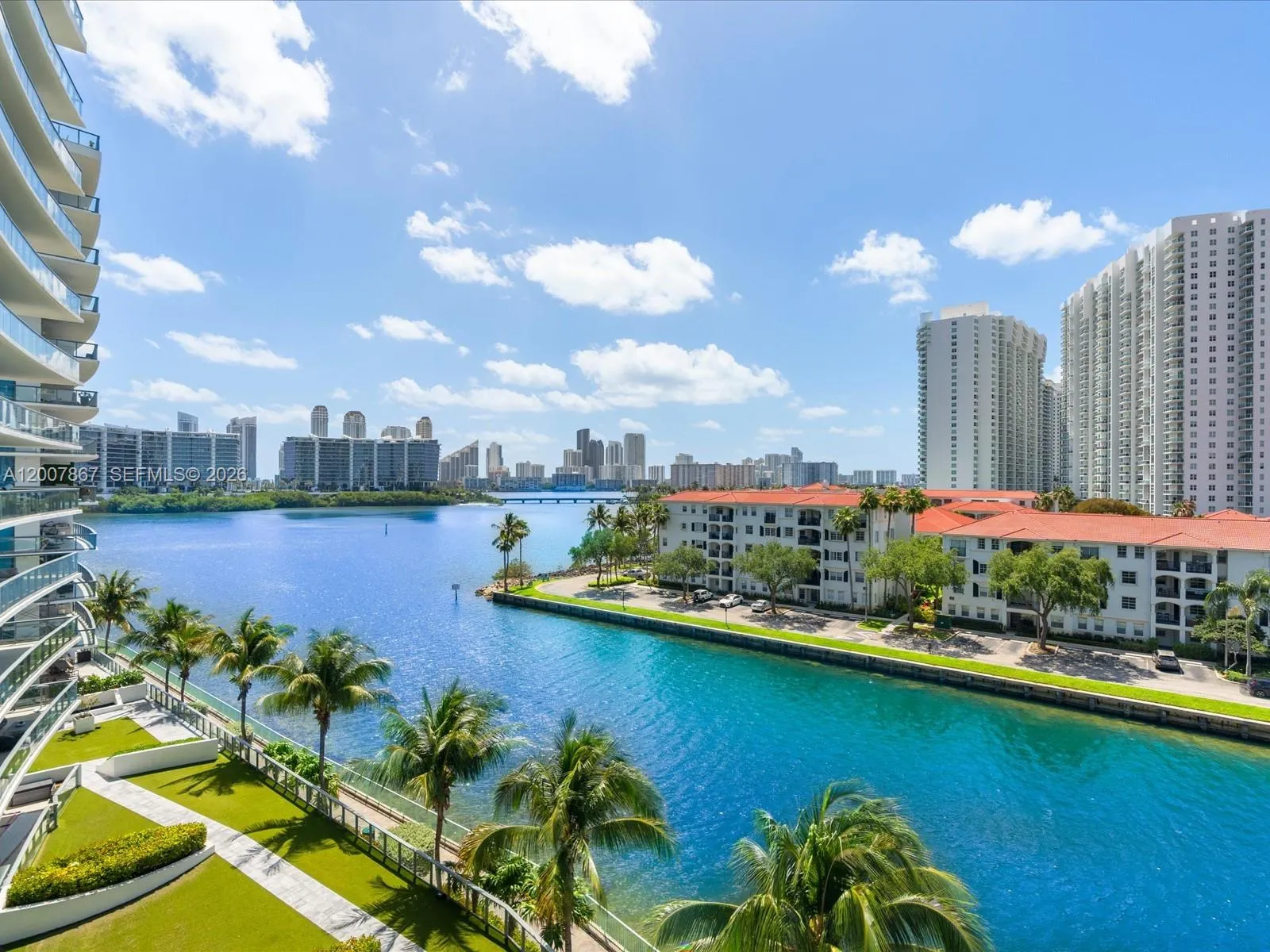 3250 NE 188th St # 505, Aventura FL 33180