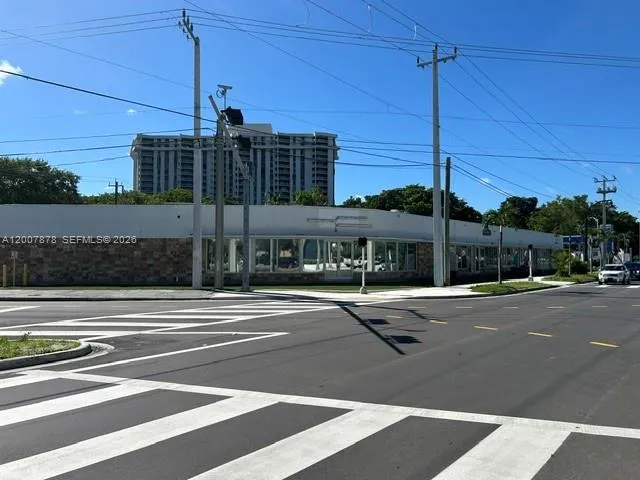 10755 Biscayne Blvd, Miami FL 33161