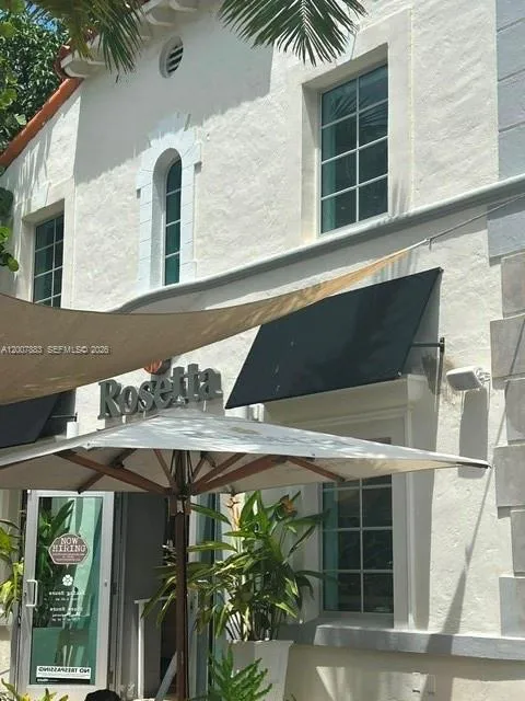 929 Collins Ave, Miami Beach FL 33139