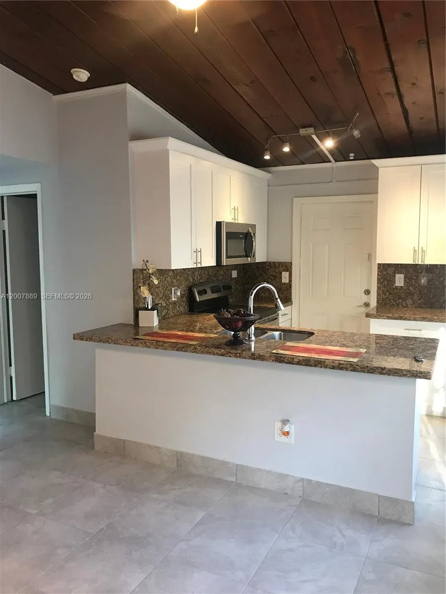 320 Ipswich St # 320, Boca Raton FL 33487