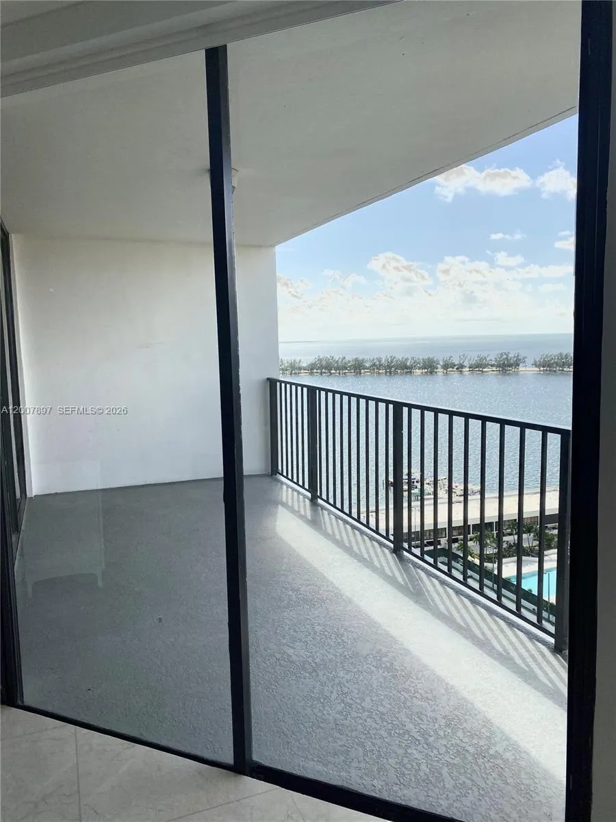 1901 Brickell Ave # B2007, Miami FL 33129