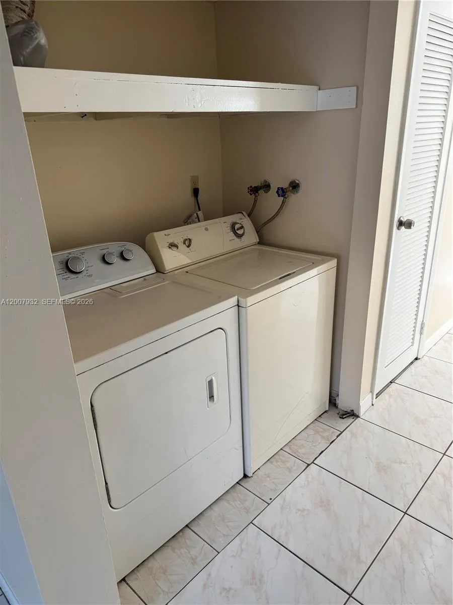 5841 Blueberry Ct # 77, Lauderhill FL 33313