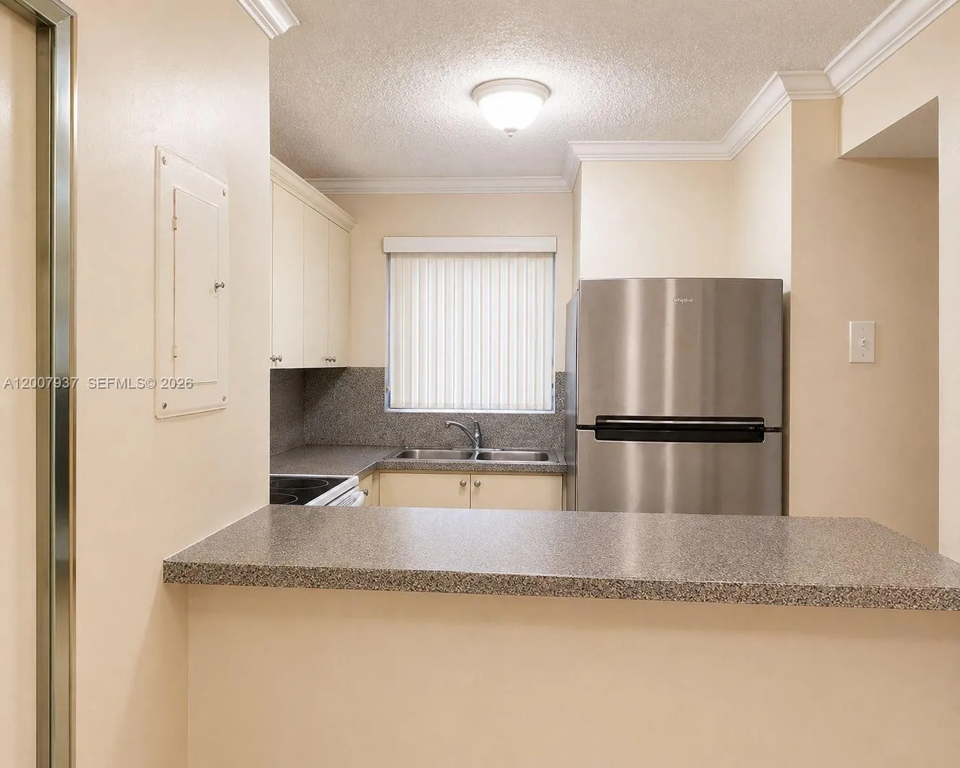 310 Fontainebleau Blvd # 406, Miami FL 33172