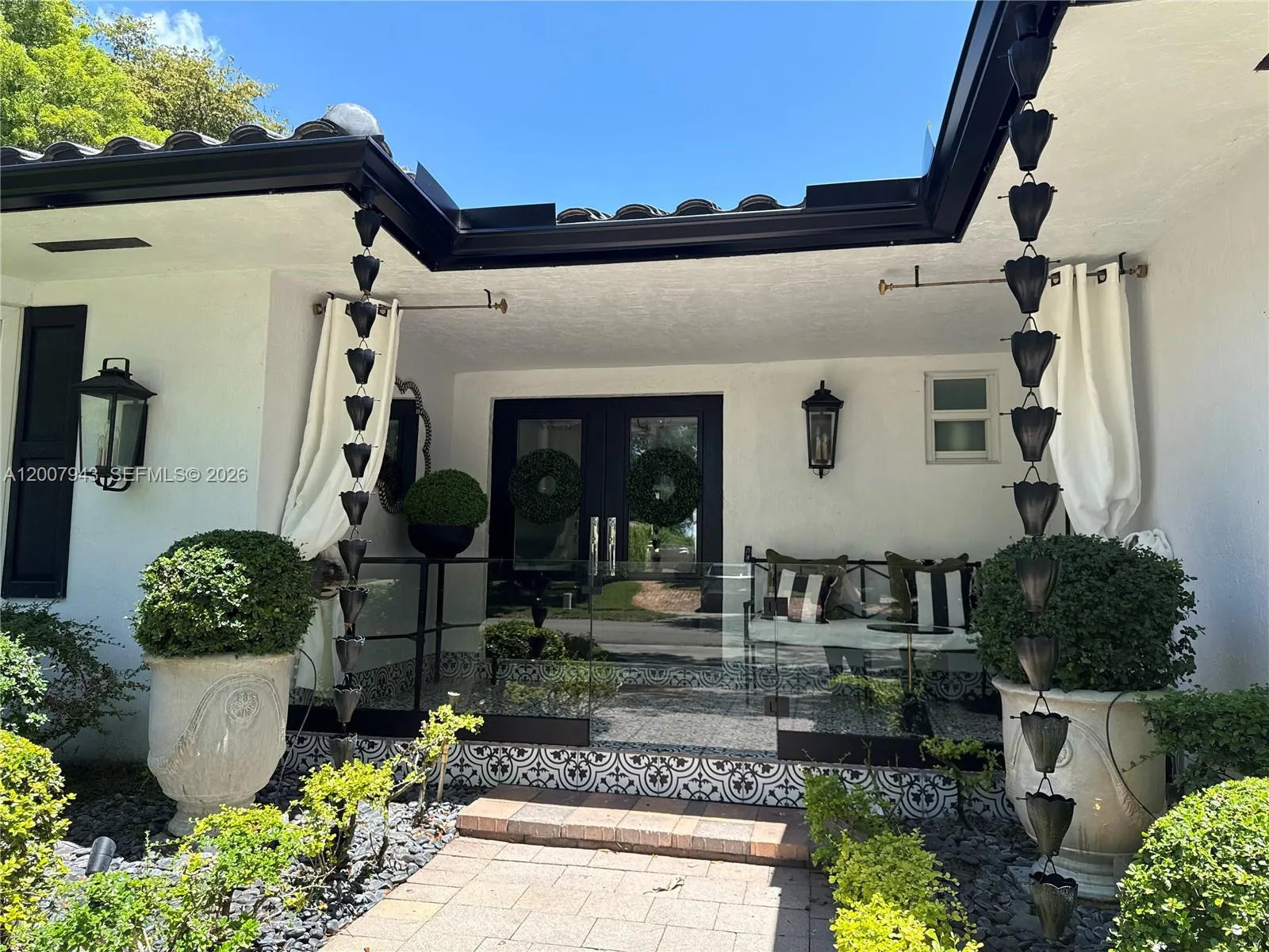 16241 W Troon Cir, Miami Lakes FL 33014