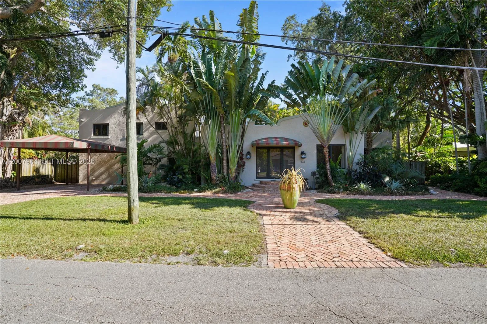 476 NE 119th St, Biscayne Park FL 33161
