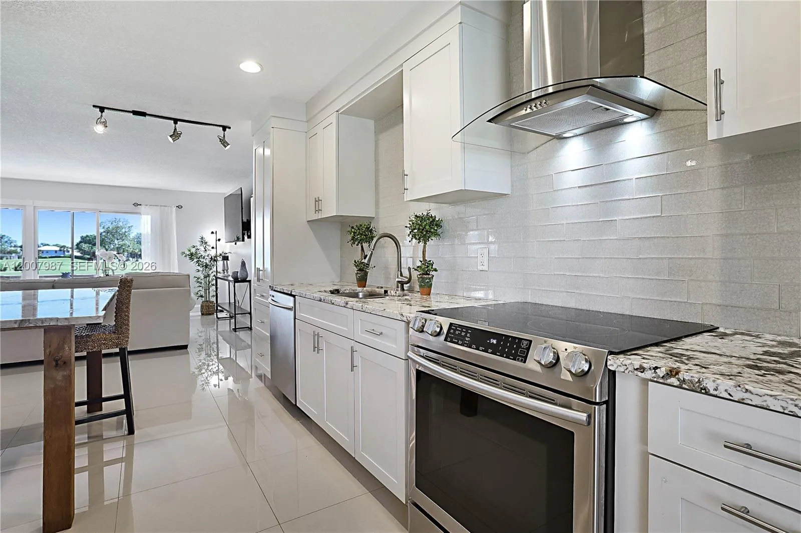 9169 SE Riverfront Ter # M, Jupiter FL 33469