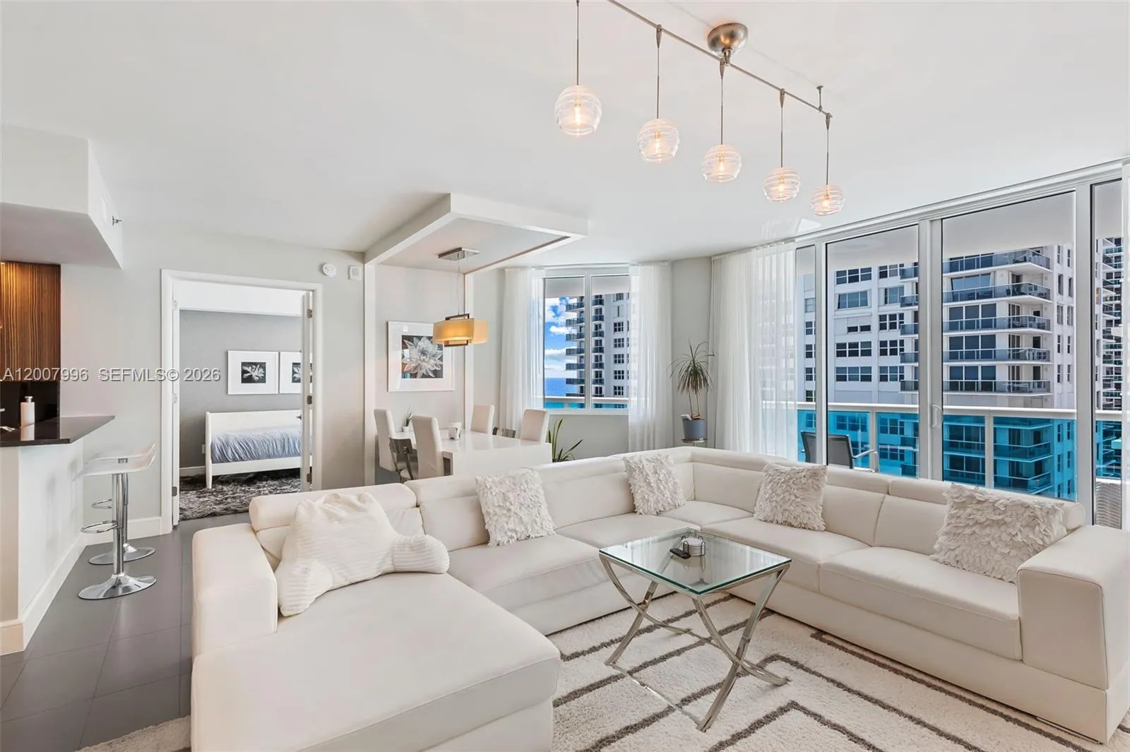 2711 S Ocean Dr # 606, Hollywood FL 33019