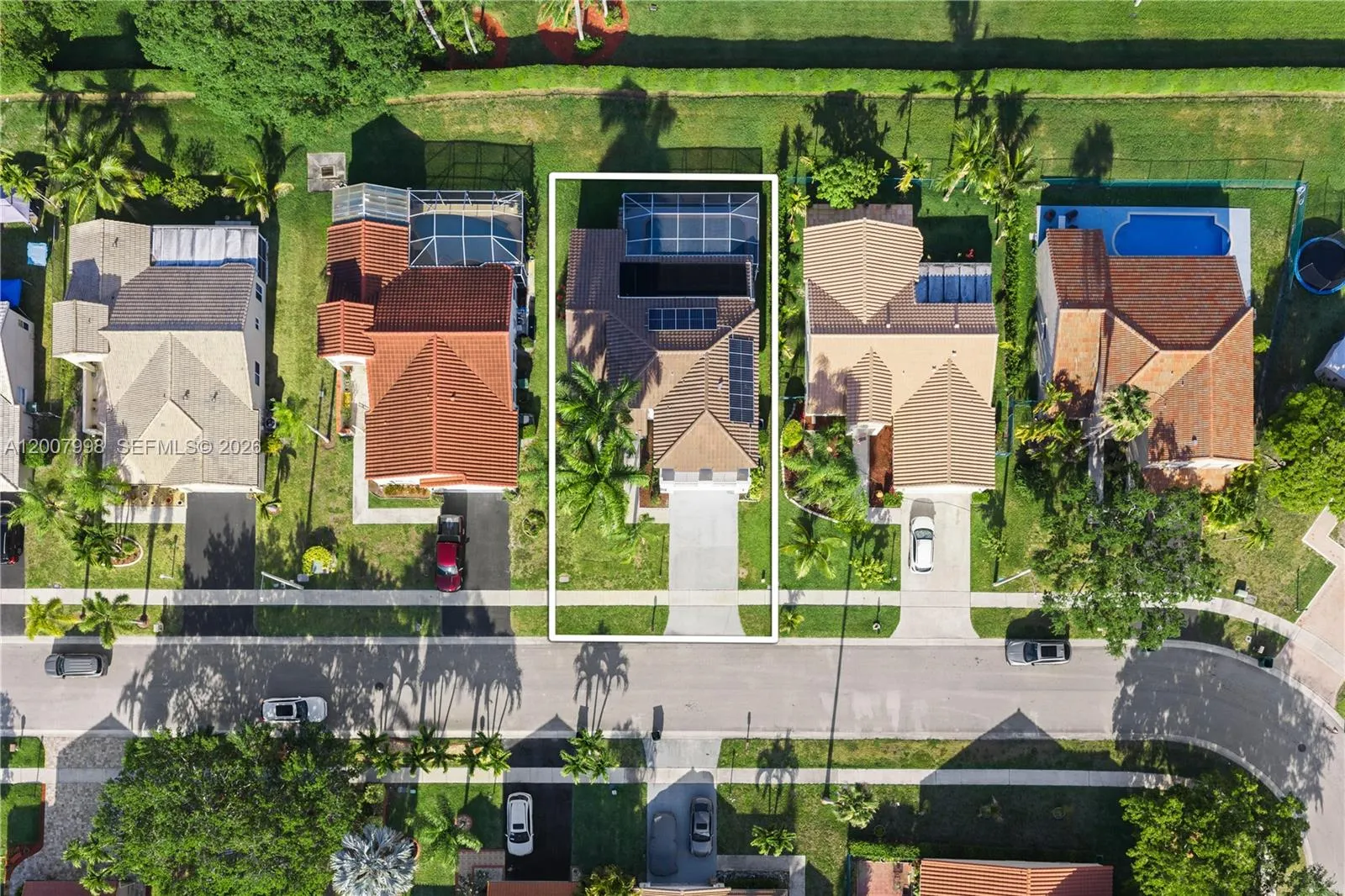 131 NW 187th Ave, Pembroke Pines FL 33029