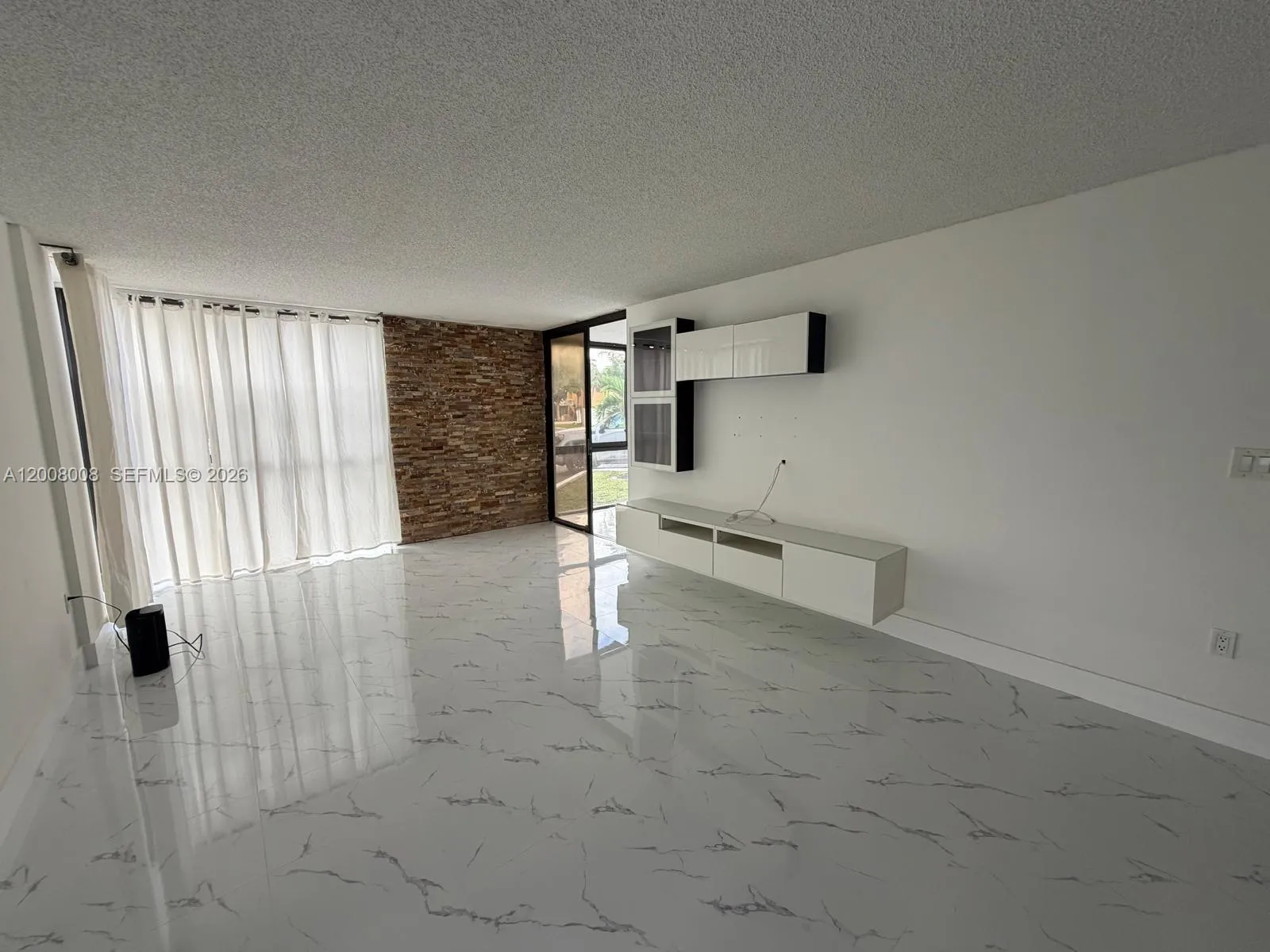 18000 NW 68th Ave # 101A, Hialeah FL 33015