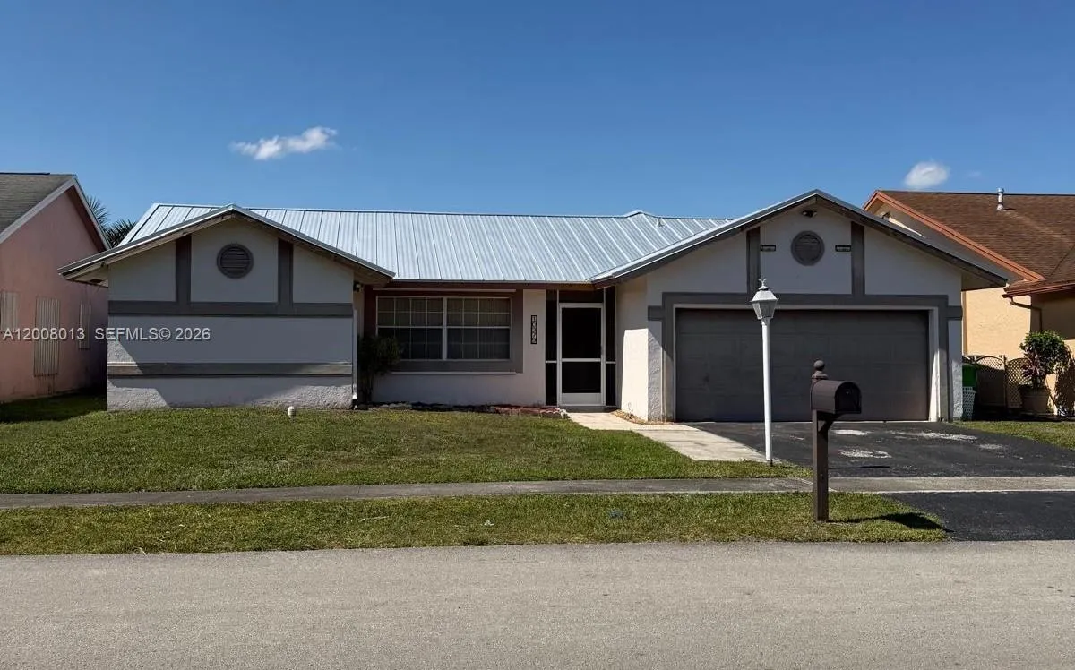 10379 Welleby Isles Blvd, Sunrise FL 33351