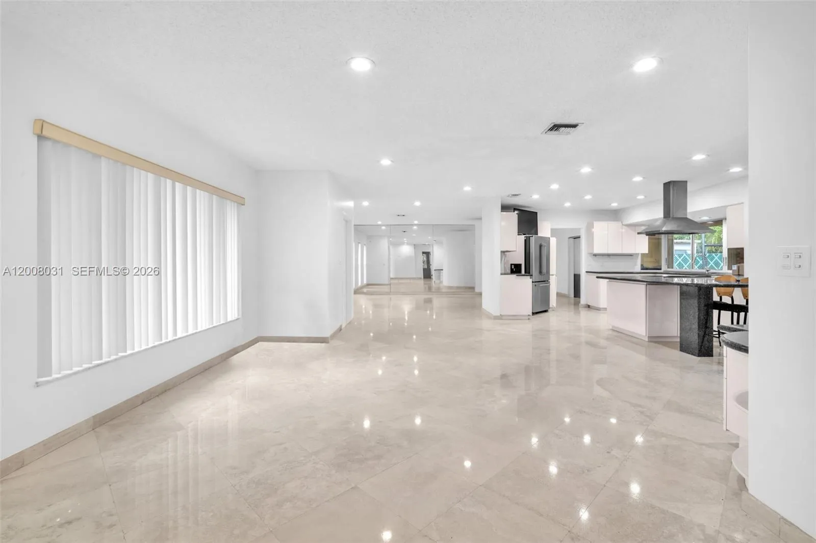 3441 N Hills Dr # 00, Hollywood FL 33021