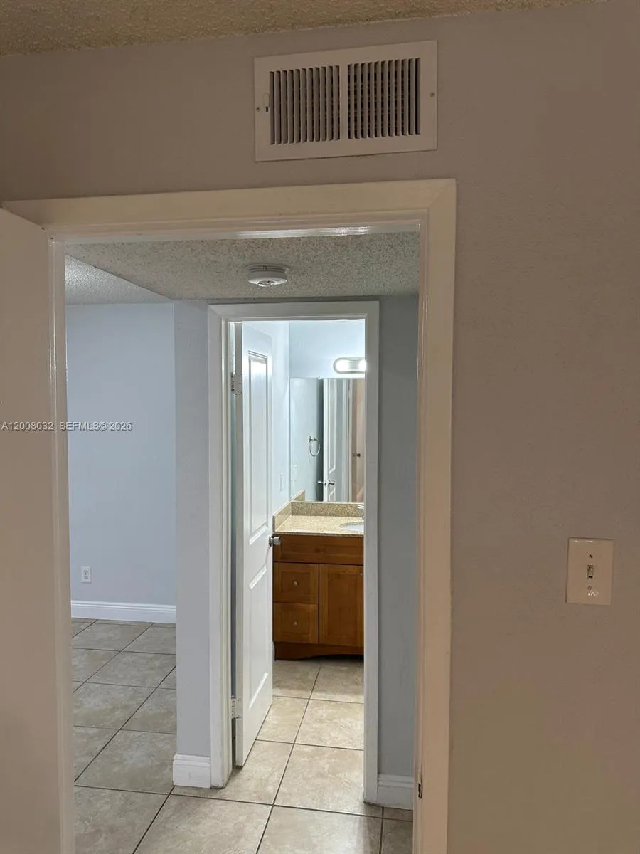 10521 SW 157th Pl # 106, Miami FL 33196