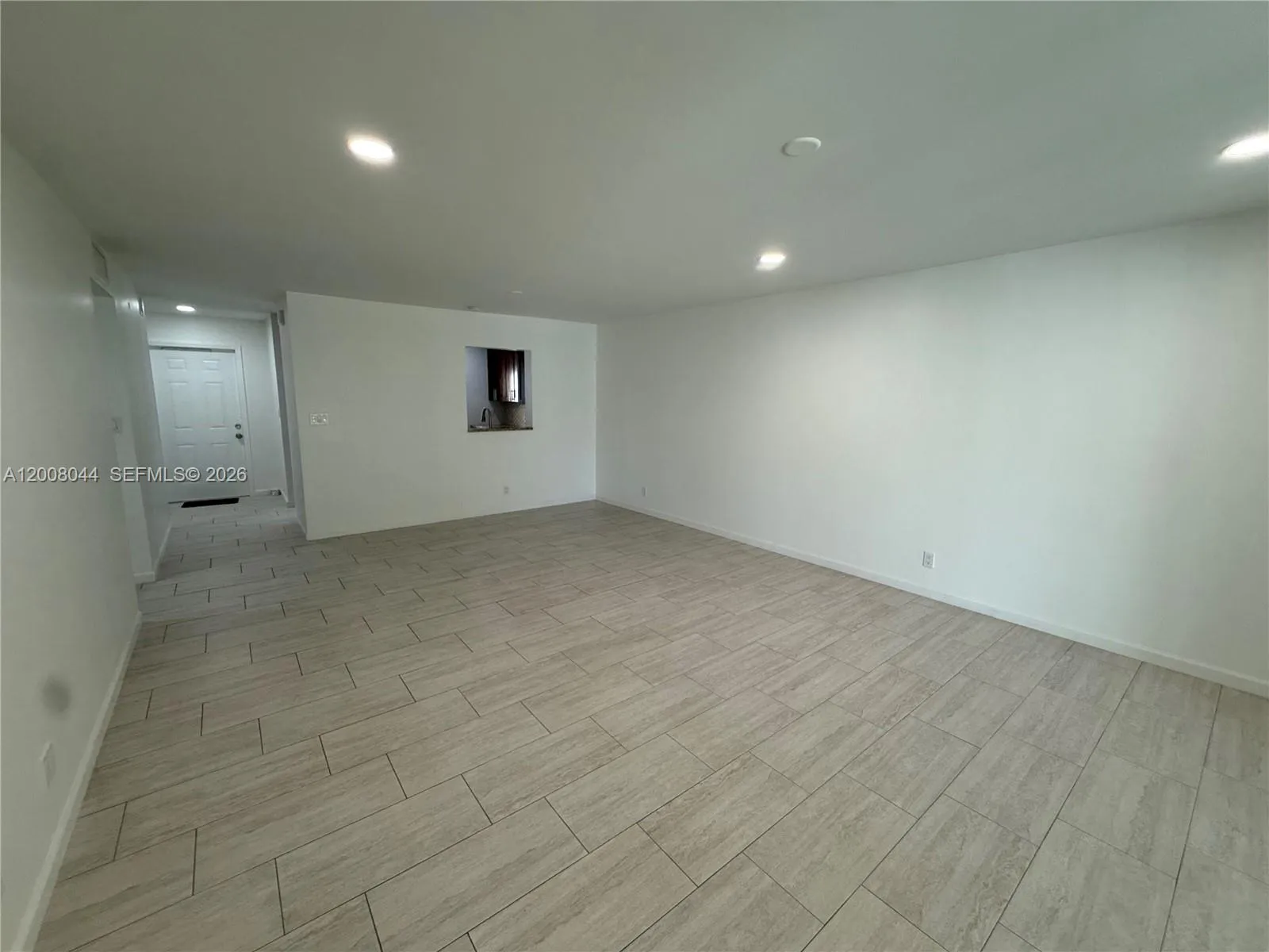 609 NE 14th Ave # 108, Hallandale Beach FL 33009