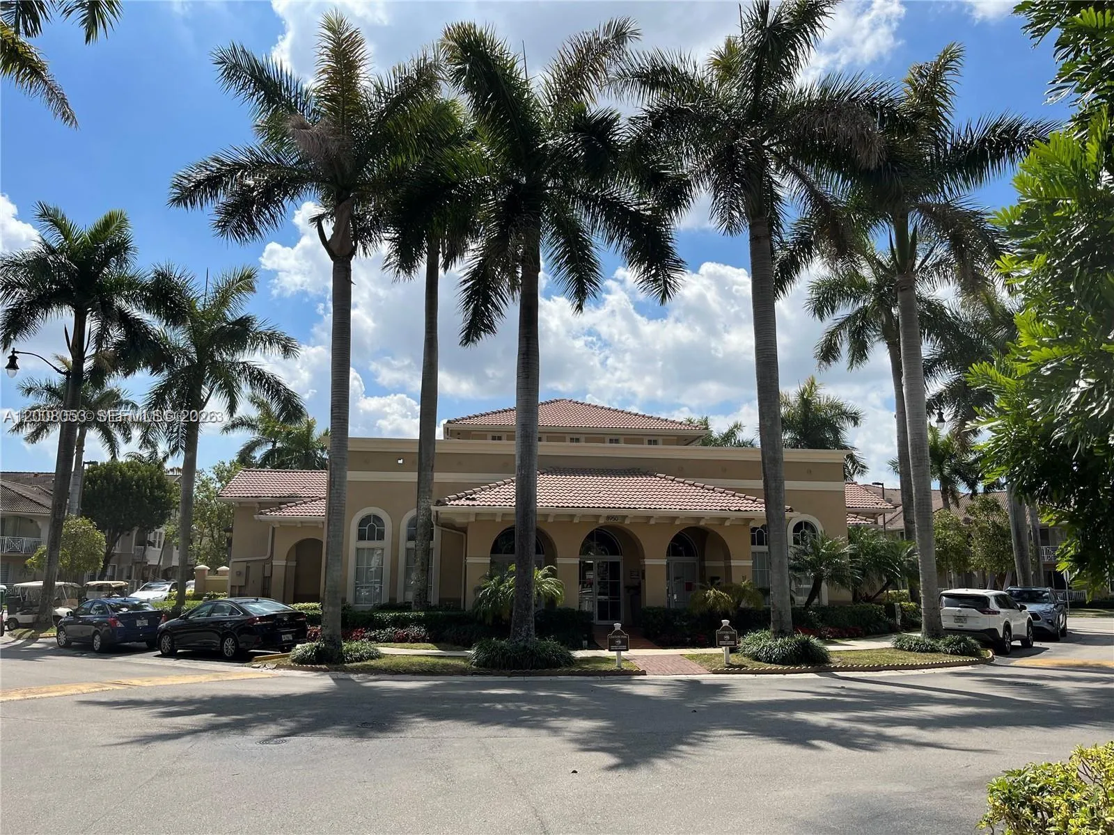 8874 W Flagler St # 101, Miami FL 33174