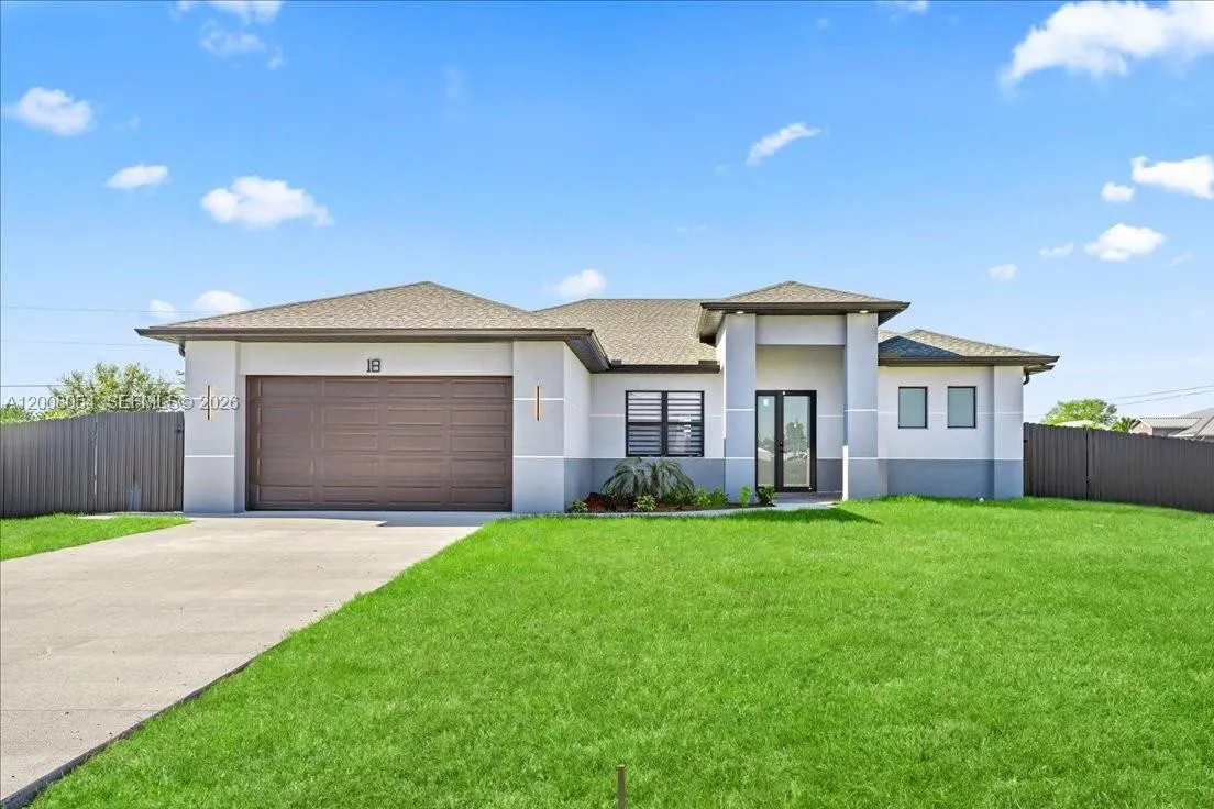 122 NE 11th Ter, Cape Coral FL 33909