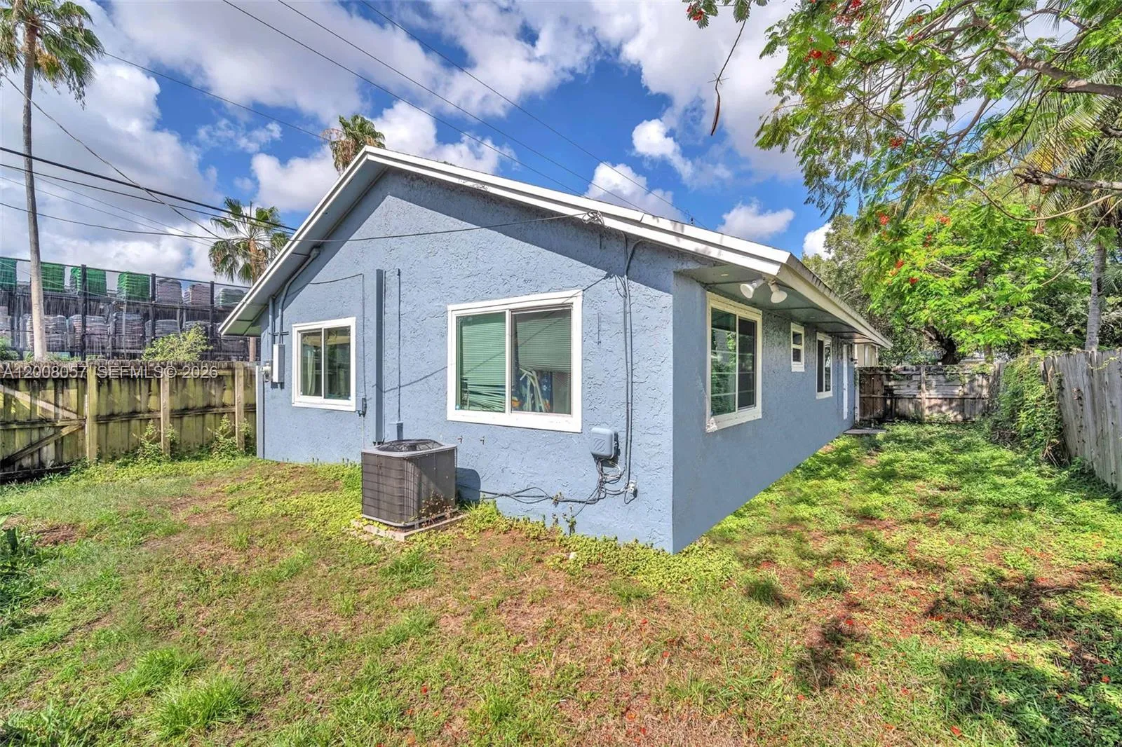 515 NE 11th St, Fort Lauderdale FL 33304