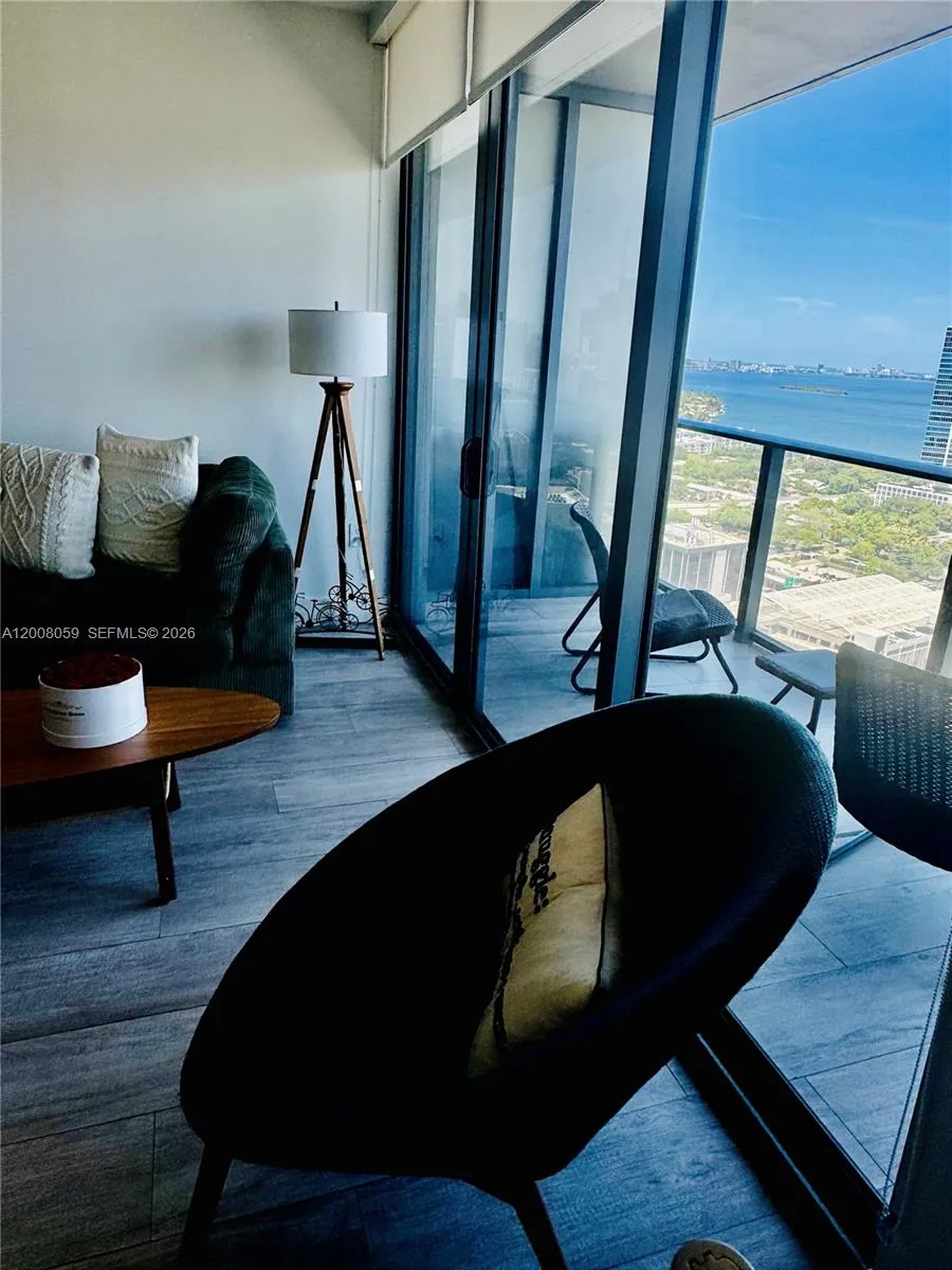 121 NE 34th St # 2705, Miami FL 33137