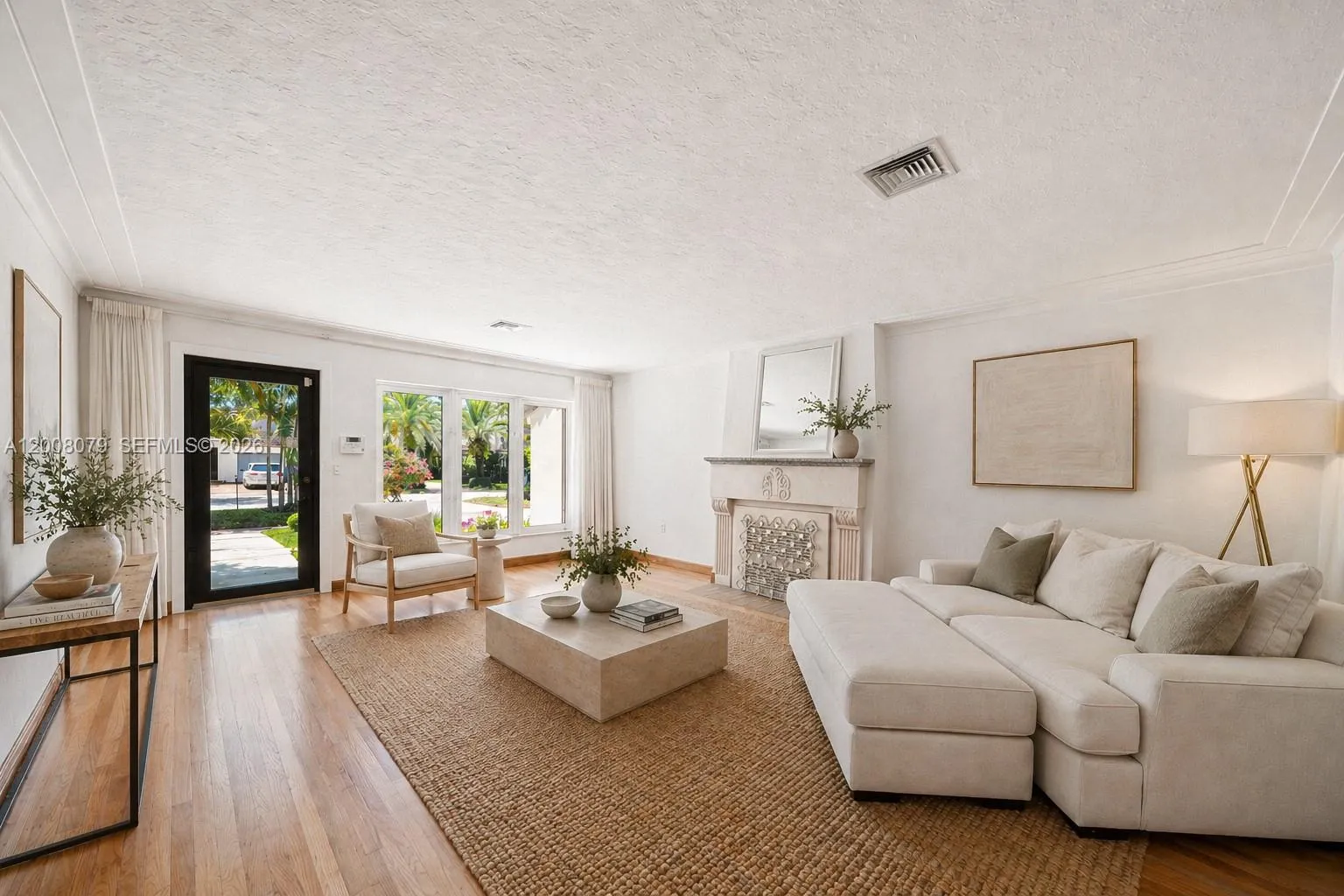 739 Lakeview Dr, Miami Beach FL 33140