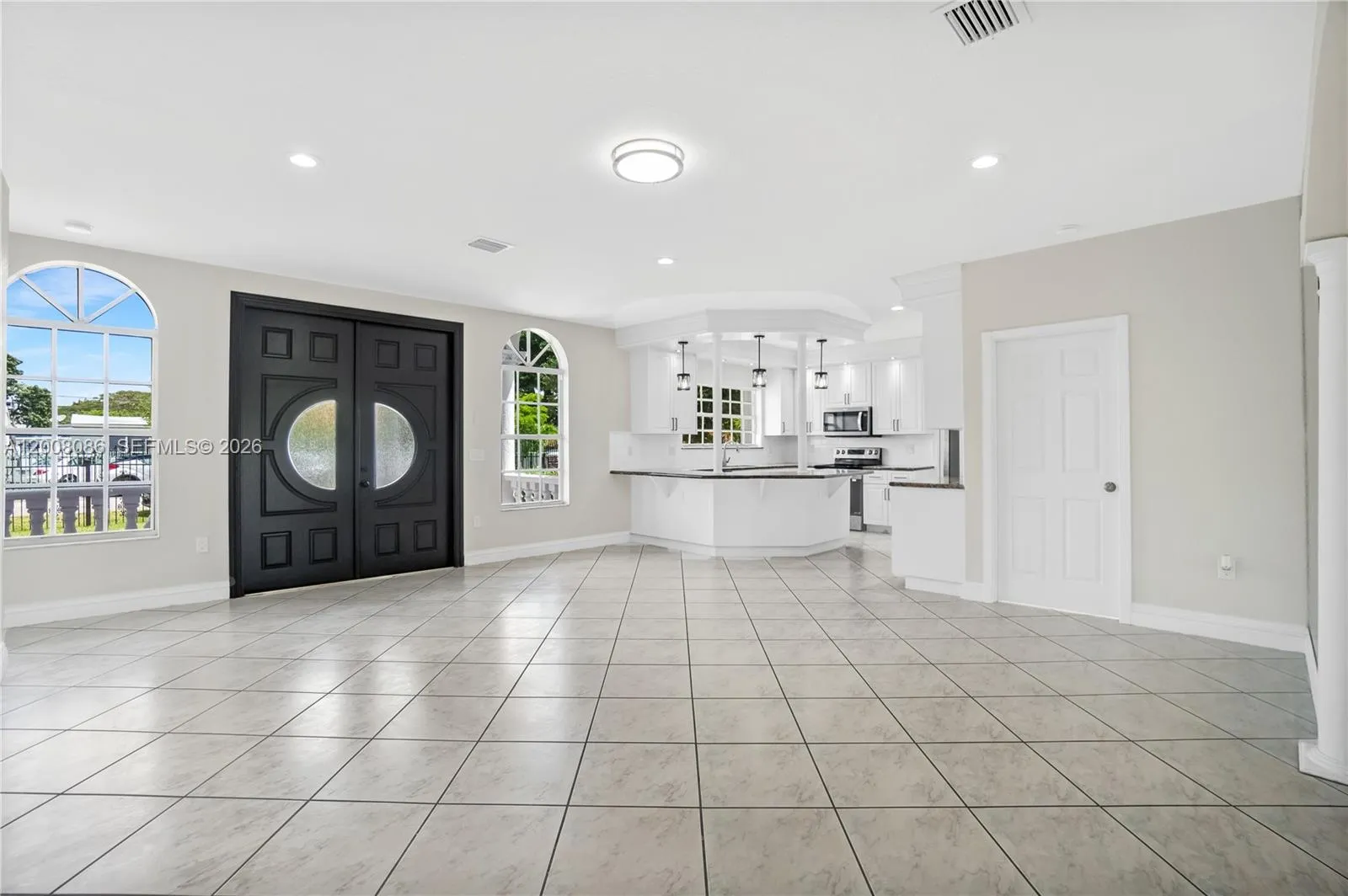 2850 NW 5th St, Miami FL 33125