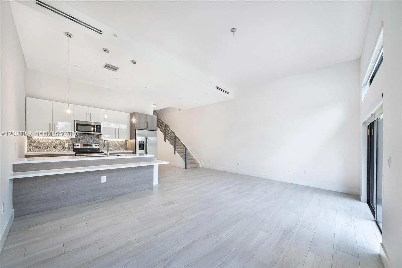 4416 NW 9th St, Plantation FL 33317