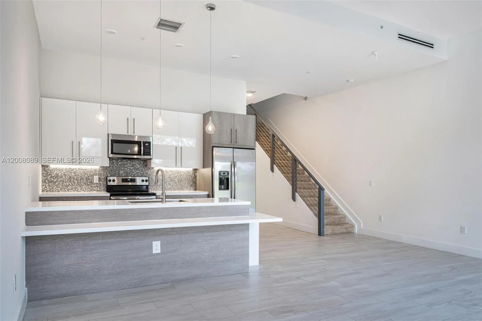 4416 NW 9th St, Plantation FL 33317