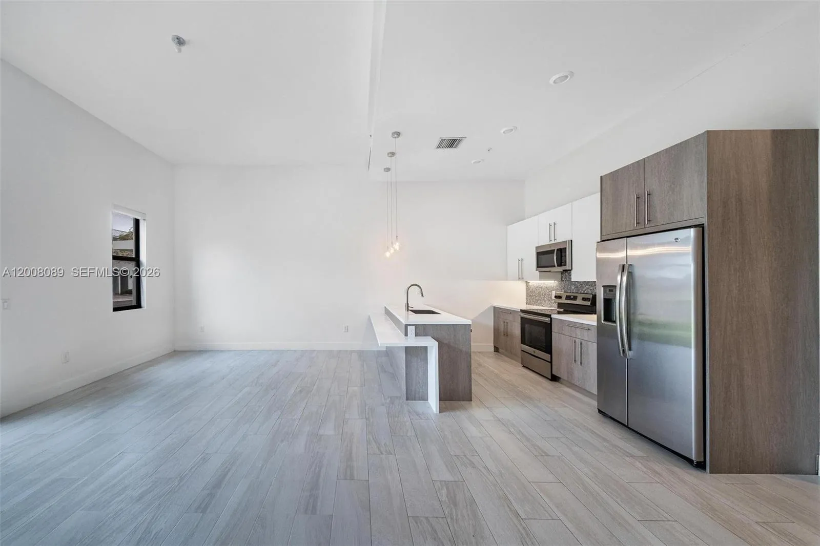 4416 NW 9th St, Plantation FL 33317