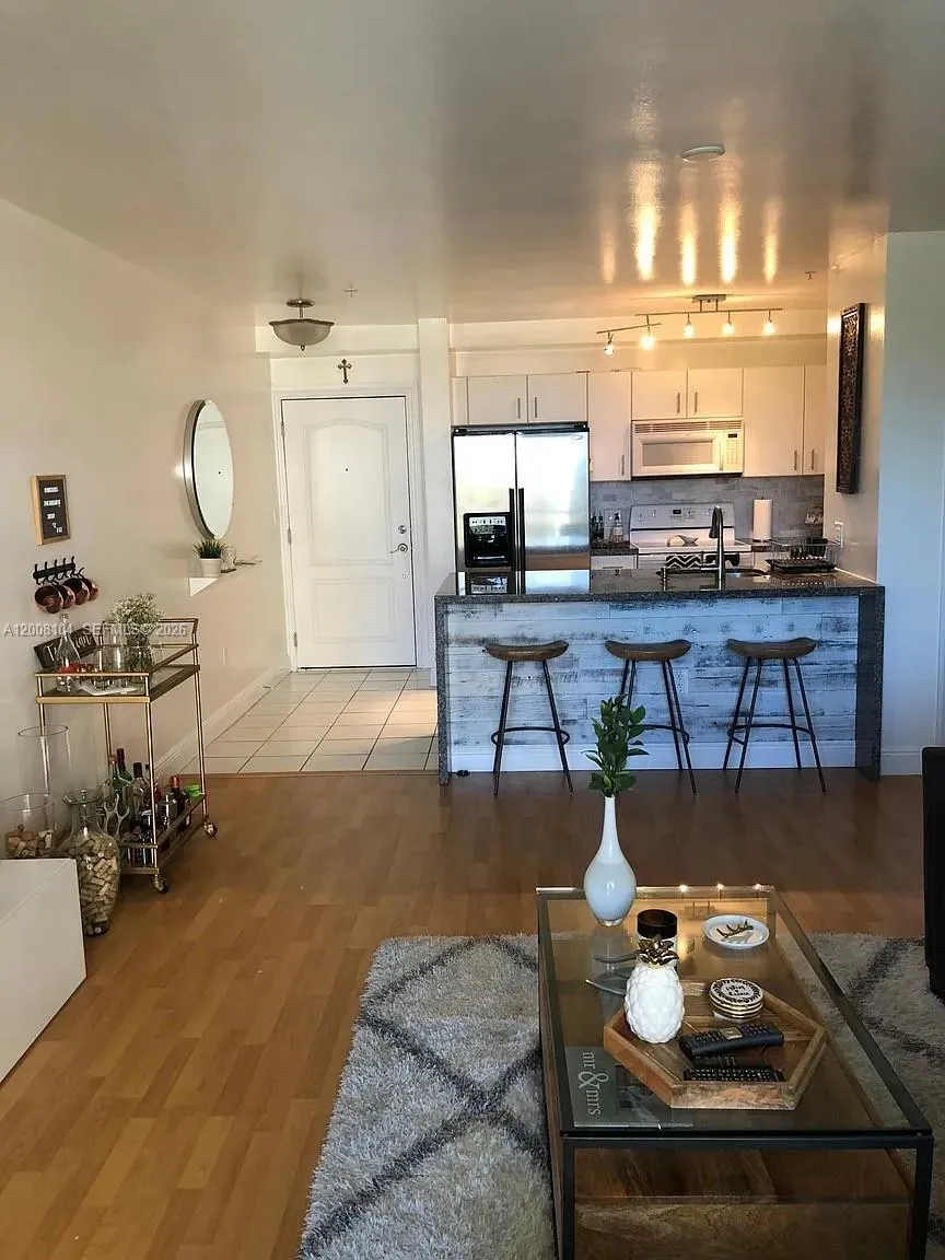 2400 SW 27th Ave # 304, Miami FL 33145