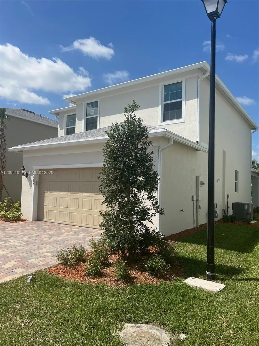 12222 SW Myrtle Oak Dr, Port St. Lucie FL 34987