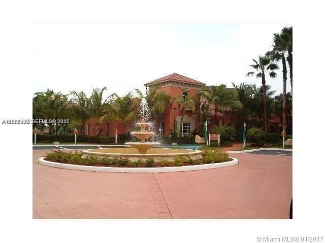 8363 Lake Dr # 102, Doral FL 33166