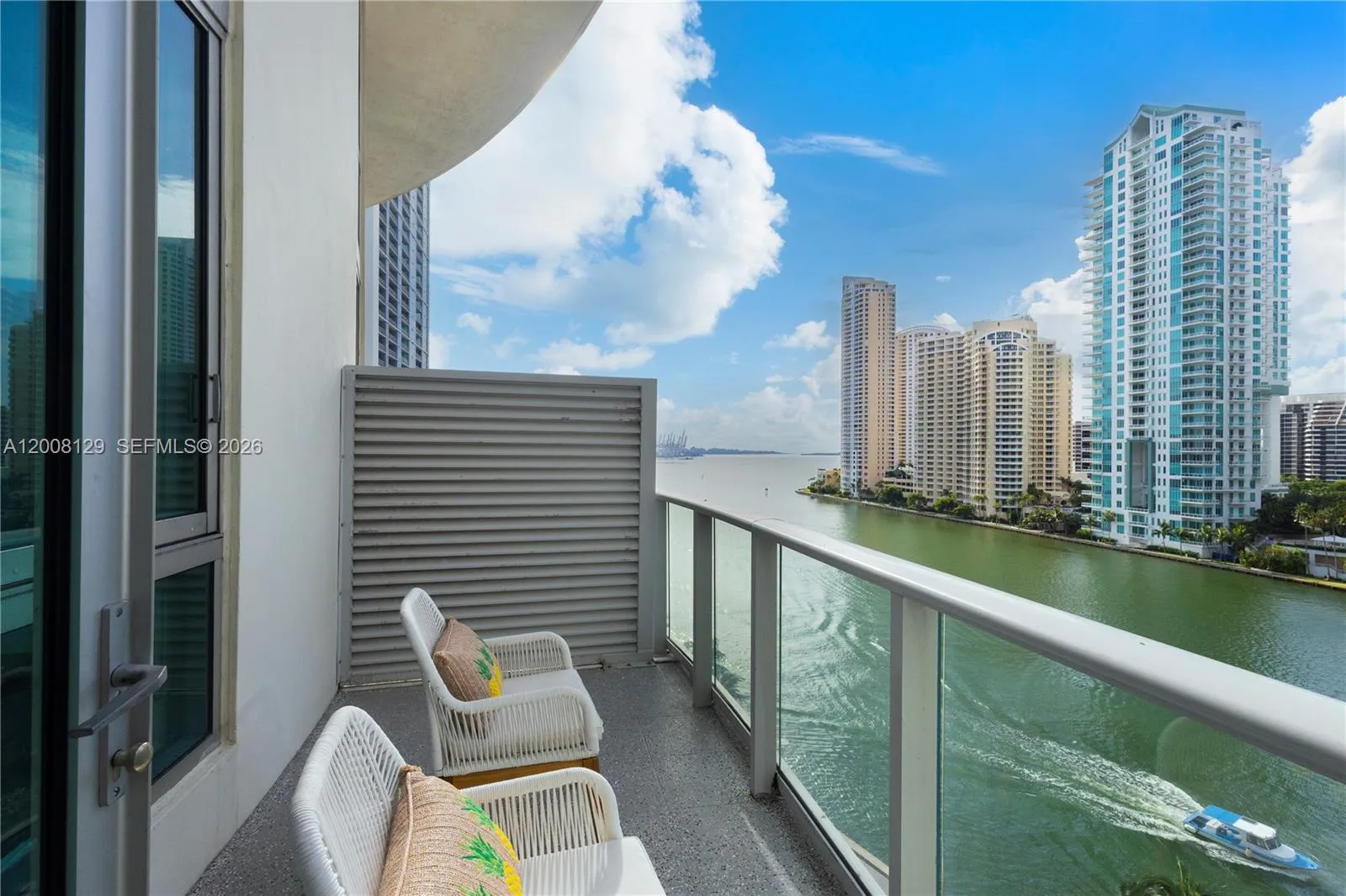 300 S Biscayne Blvd # 1014, Miami FL 33131